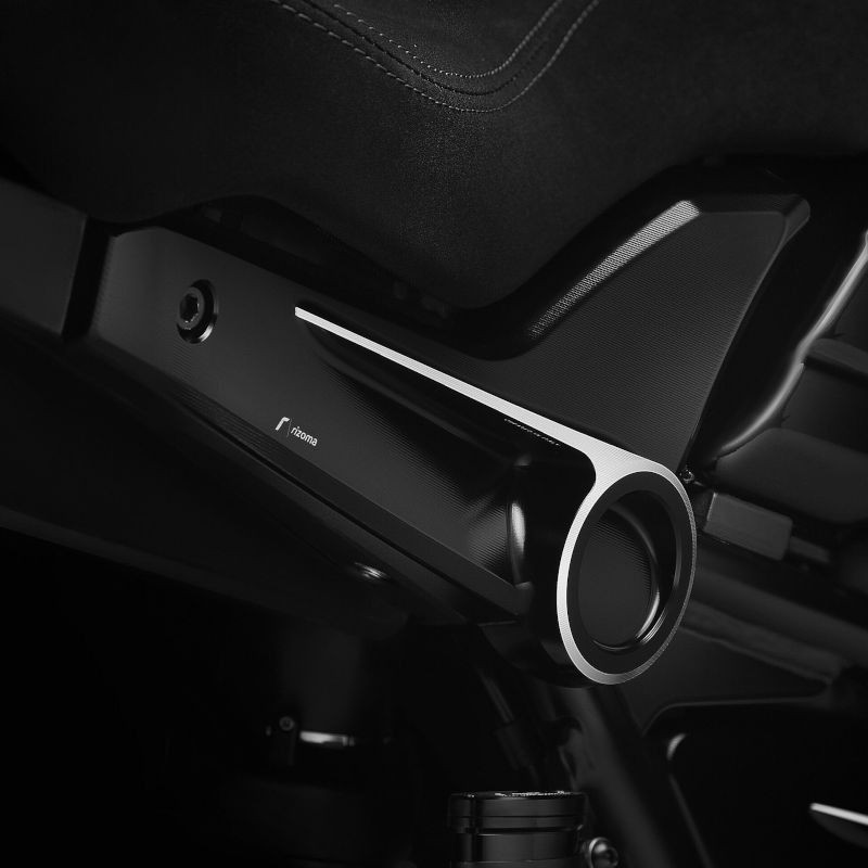 Cache support dessous de selle Rizoma