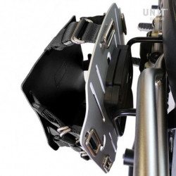 Silver aluminium bag holder Unit Garage BMW R NineT - black picture 3
