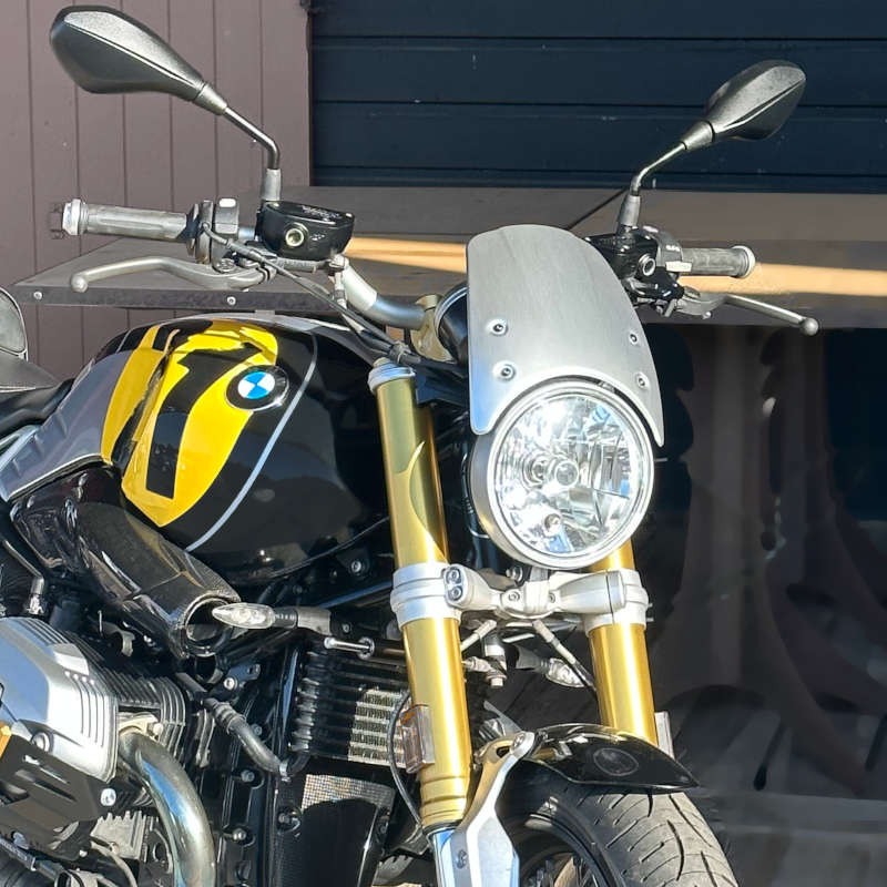 Saute-vent haut noir Rizoma BMW R NineT Scrambler et Pure image 2
