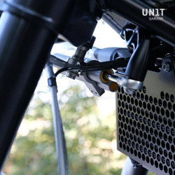 Amortisseur directionnel linéaire argent Öhlins BMW R NineT image 3